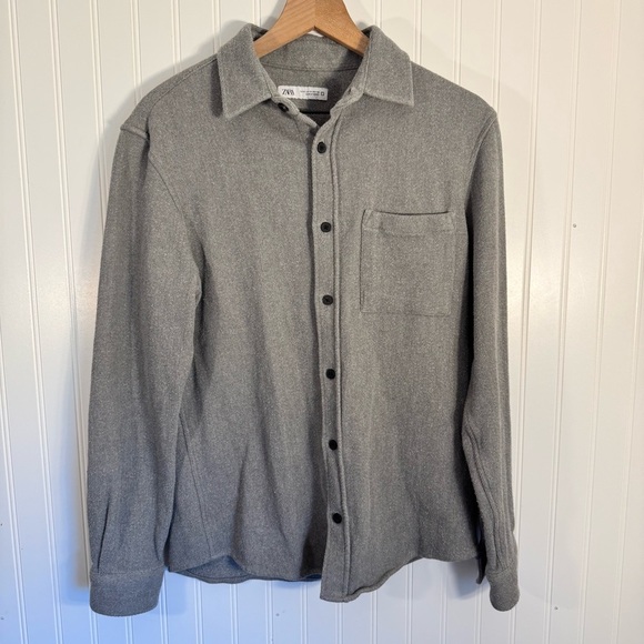 Zara Men’s Gray 100% Cotton Herringbone Shacket Sweater Button Down Size Medium - Picture 1 of 14